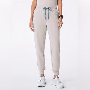 Figs ‘Slate’ Uman Relaxed Medium Petite Jogger Scrub Pant NWT